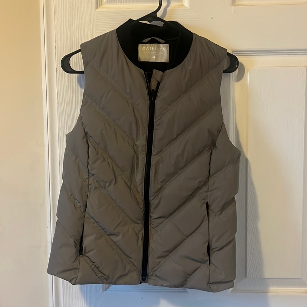 EUC Athleta Reflective Inlet Vest in Medium